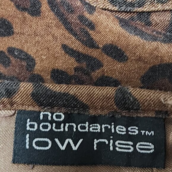 No Boundaries Leopard Print Stretch High Rise Bootcut Pants - Picture 6 of 7